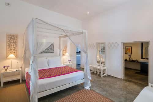 Taru Villas 906